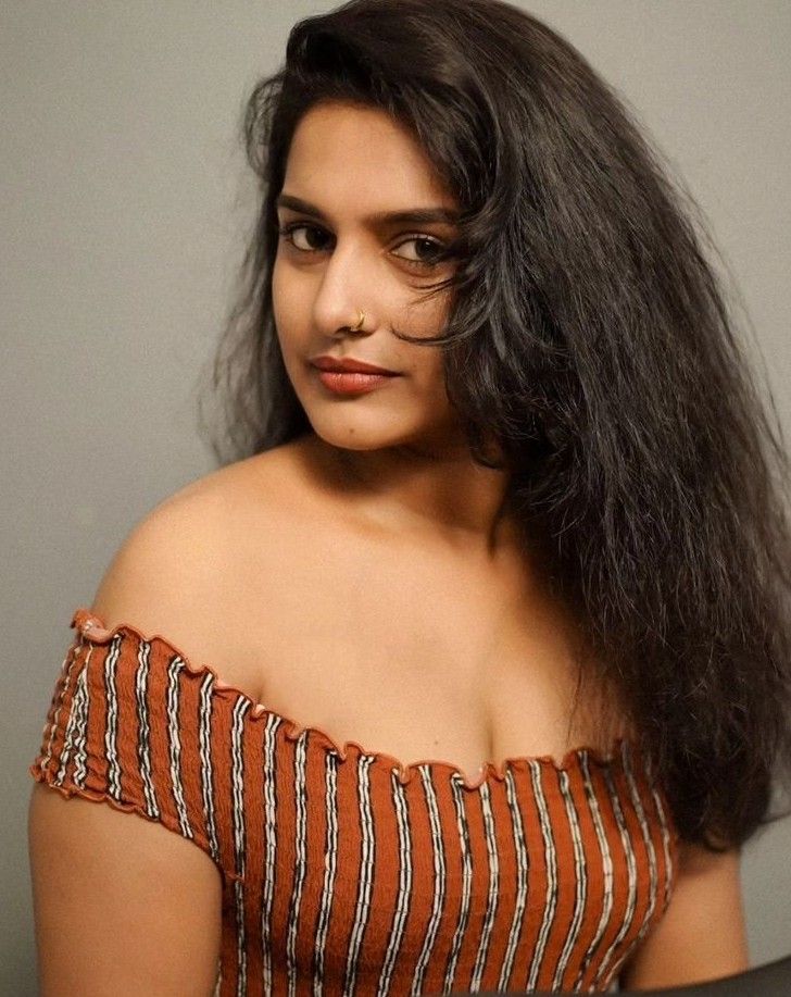 model Call Girls in Dhanbad